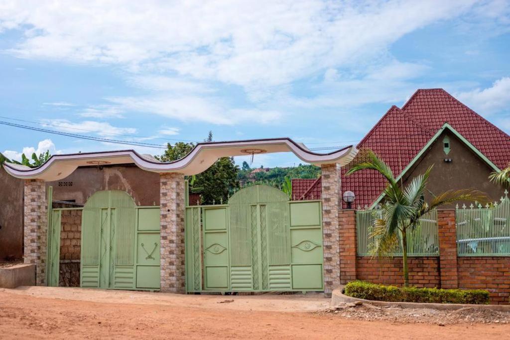 Autop Bg Guest House Kigali Eksteriør billede